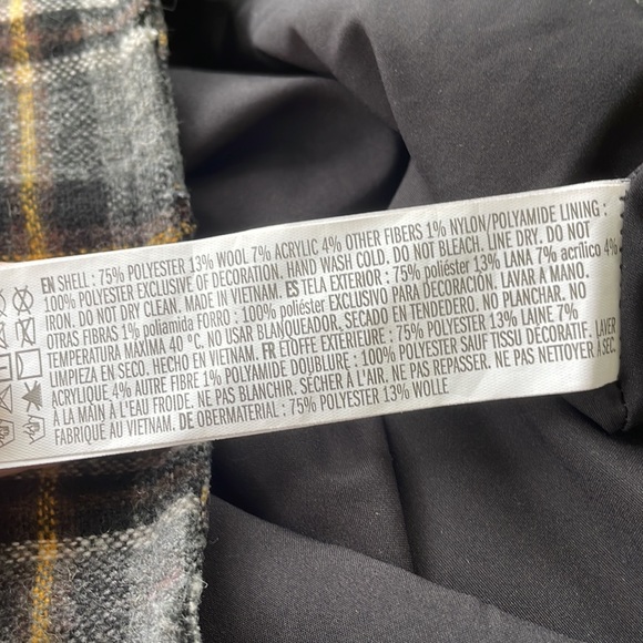 Forever 21 gray plaid 90s-inspired vegan wool mini skirt size small/xs. - Picture 7 of 7
